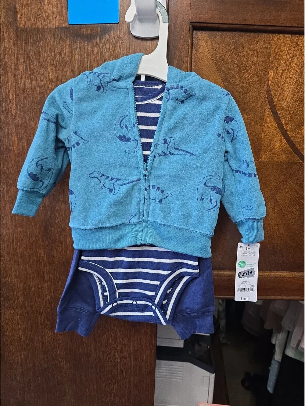 3m brand new three p's outfit set from carter's item 74G5